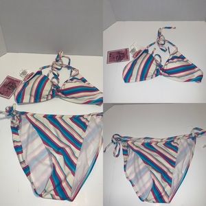 NWT Breaking Waves Bikini  New